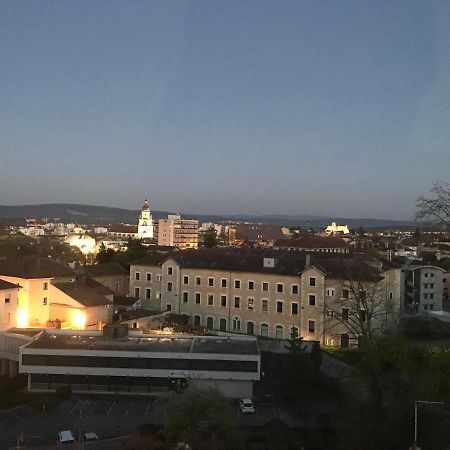 Bel Appartement Renove, Spacieux Et Lumineux Bourg-en-Bresse Dış mekan fotoğraf